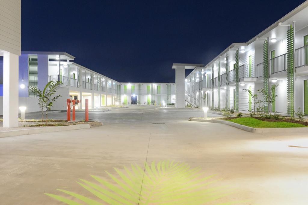 Mackay Oceanside Central Hotel Official Kültér fotó