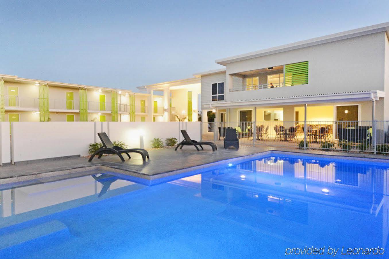 Mackay Oceanside Central Hotel Official Kültér fotó