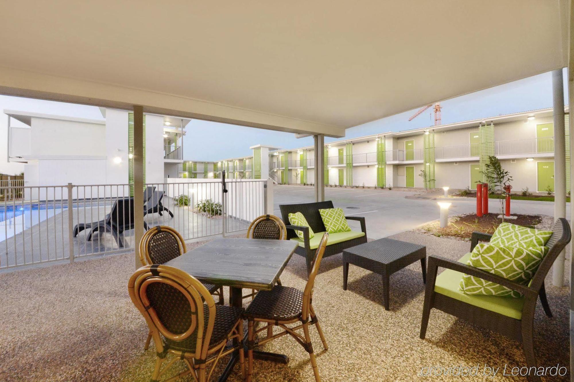Mackay Oceanside Central Hotel Official Kültér fotó