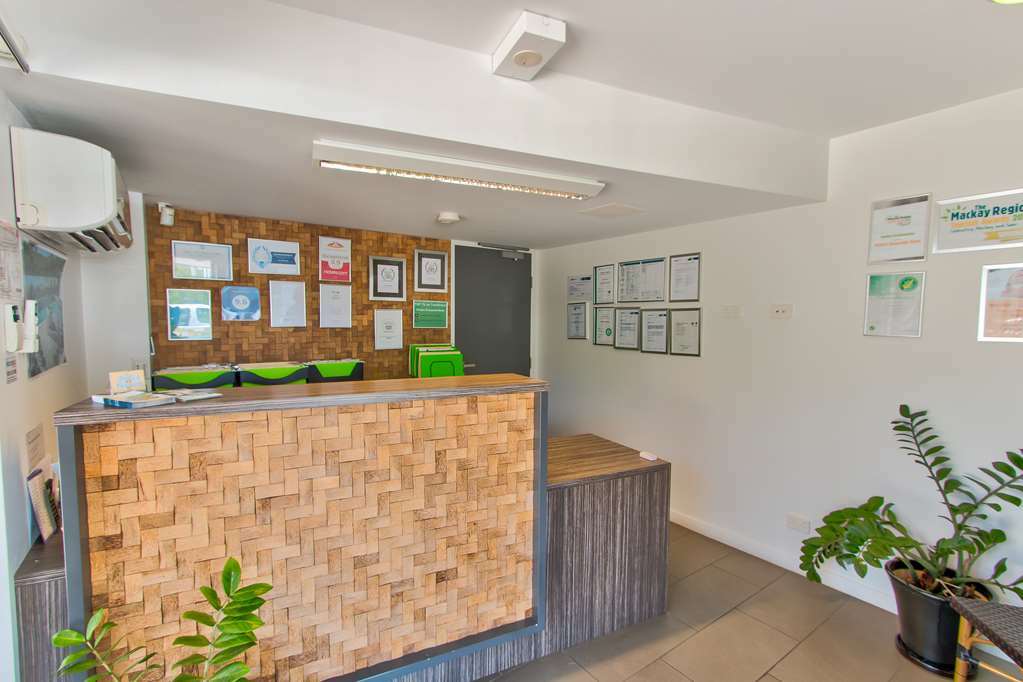 Mackay Oceanside Central Hotel Official Beltér fotó